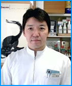 獣医師　山一　泰彦