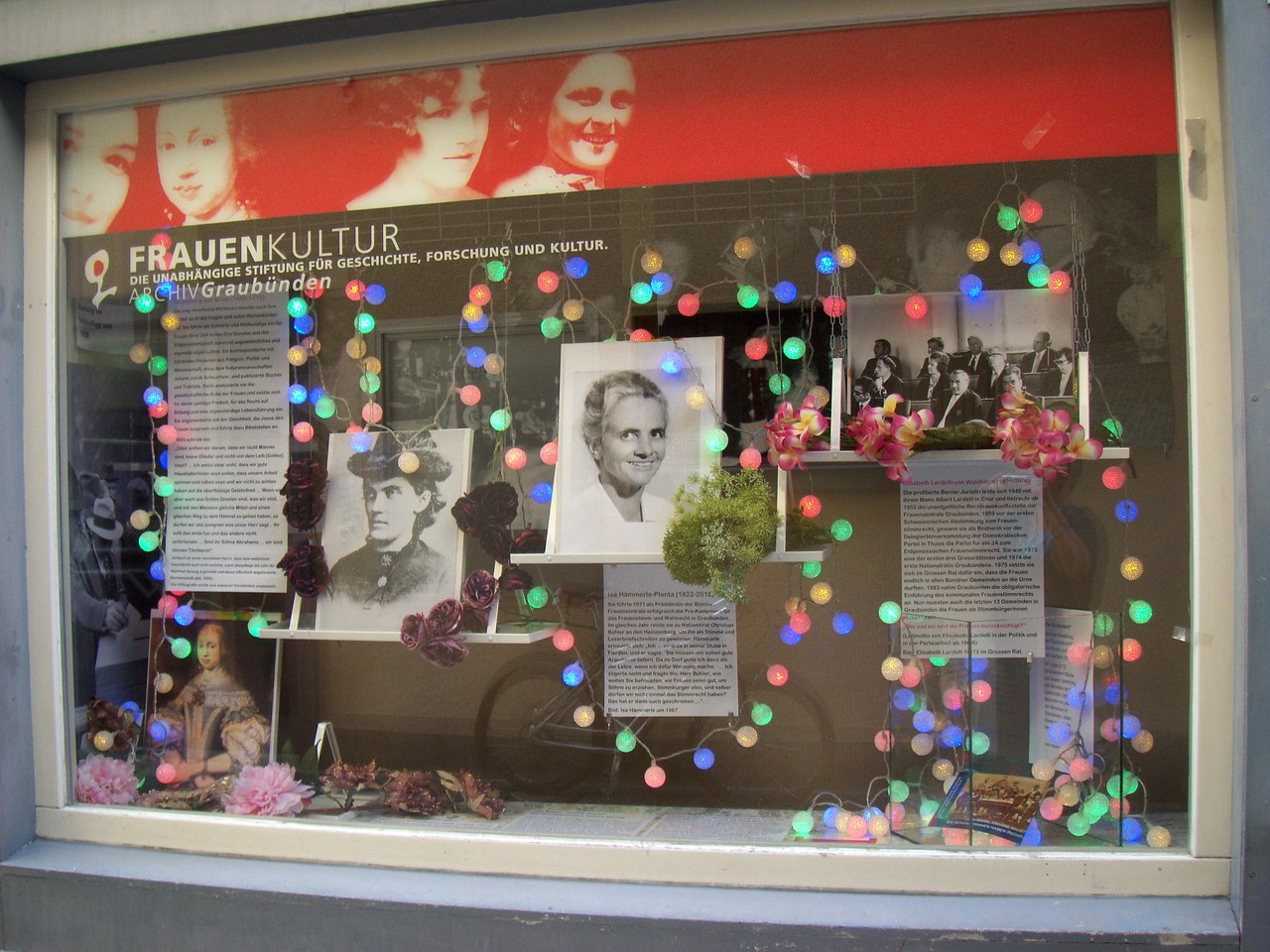 Nr. 6: Mann erhöre mich. Die Bündnerinnen haben Recht. Vier Bündnerinnen, die die Frauenrechte voranbrachten.