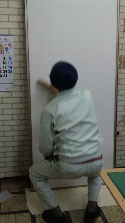 ふすまは・・・