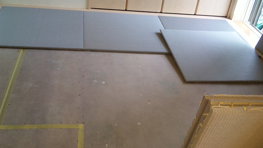 敷く順番もきれいに敷くコツがあります。