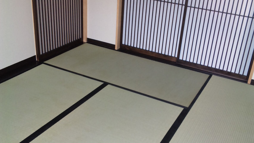 格子戸とたたみ