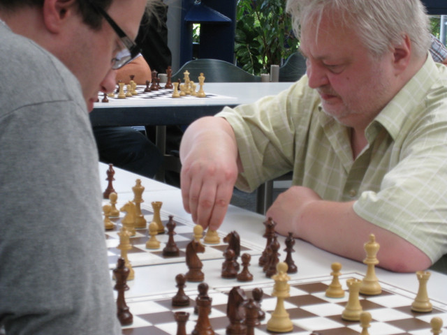 GM Artur Jussupow, Simultanturnier des SKN 1911 e.V., 4.6.2011