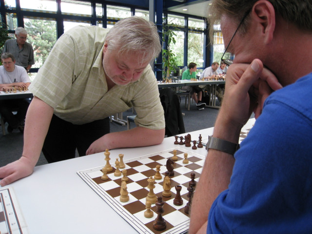 GM Artur Jussupow, Simultanturnier des SKN 1911 e.V., 4.6.2011