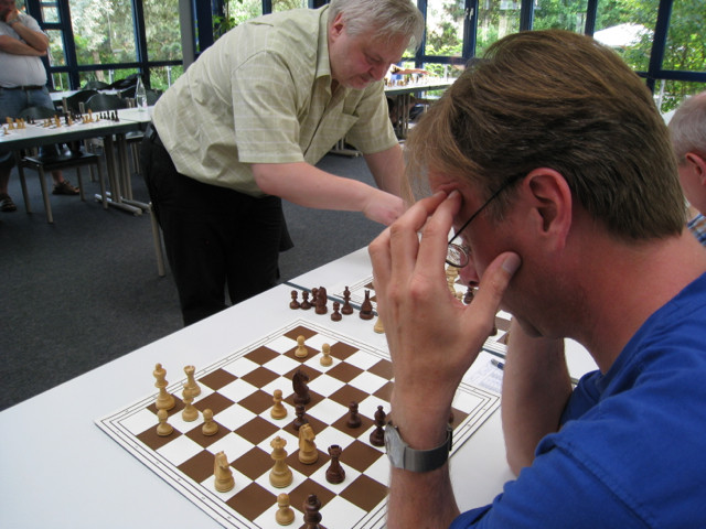 GM Artur Jussupow, Simultanturnier des SKN 1911 e.V., 4.6.2011