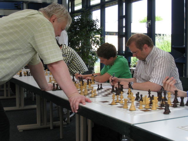 GM Artur Jussupow, Simultanturnier des SKN 1911 e.V., 4.6.2011