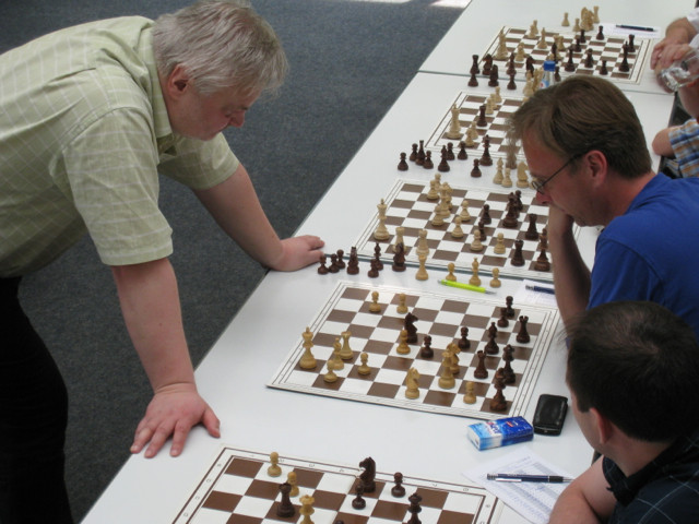 GM Artur Jussupow, Simultanturnier des SKN 1911 e.V., 4.6.2011