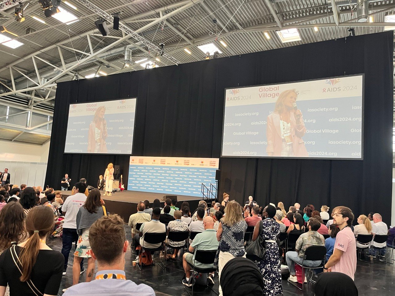 Eröffnung des Global Village