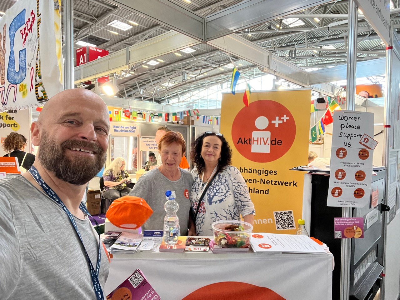 Unser Thema "Frauen und HIV" im Global Village