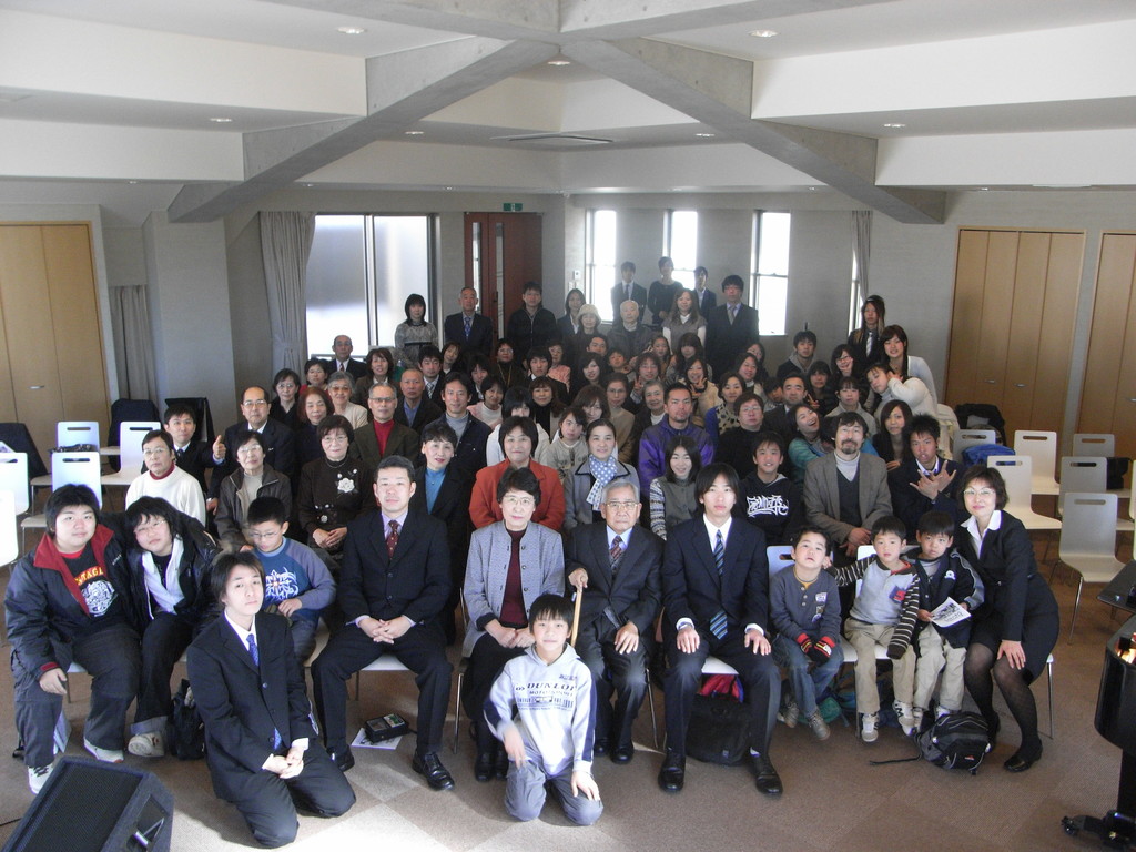 Everybody Praise him!