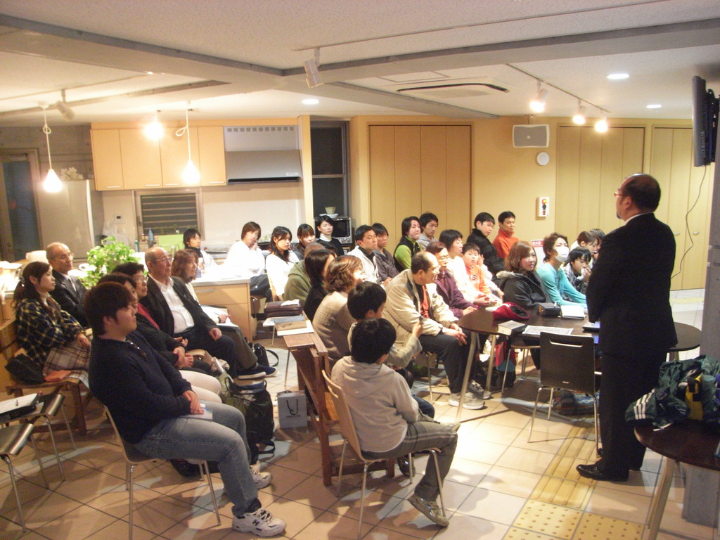 Sunday Evening Service!