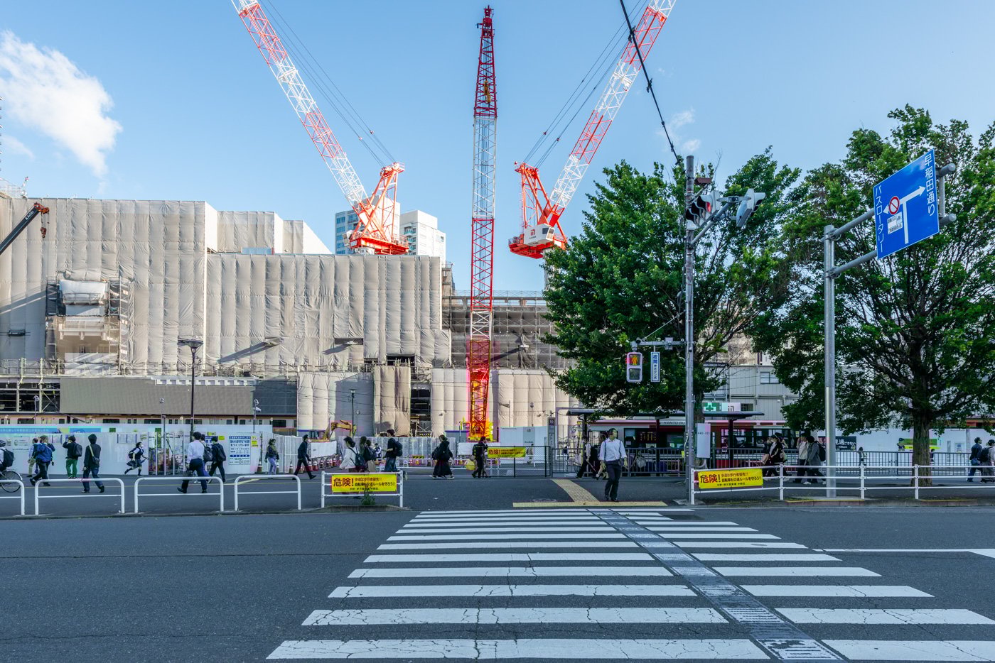 中野駅北口方面