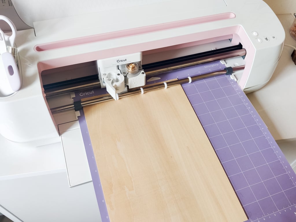 dünnes Holz kann geplottert werden