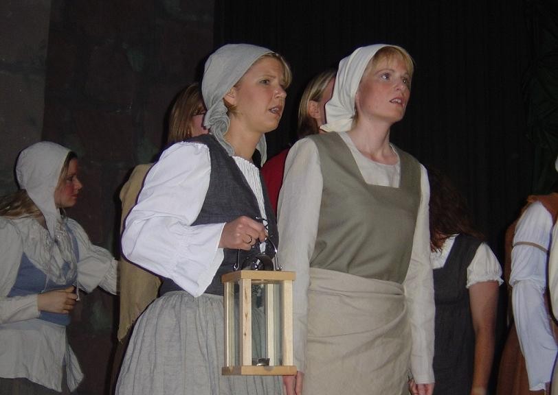 "lasst uns nachsehn gehn, lasst uns sehn...