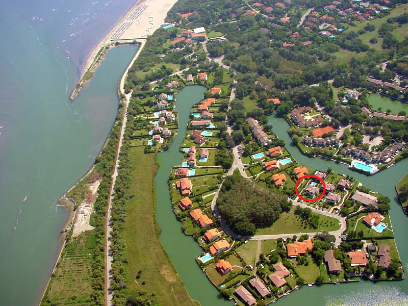 Villa Fashion - Ferienhaus Albarella mit Pool und Villa Costanza - Ferienhaus Albarella - Luftansicht