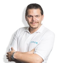 Dr. Steven Moayad ist Orthopäde in Wien