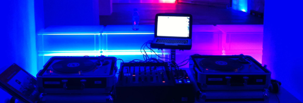 Technics MK2s (Plattenspieler) als Kontroller mit dem Computer verbunden