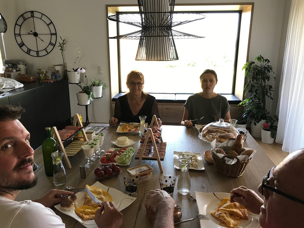 Üppiges regionales Frühstück...