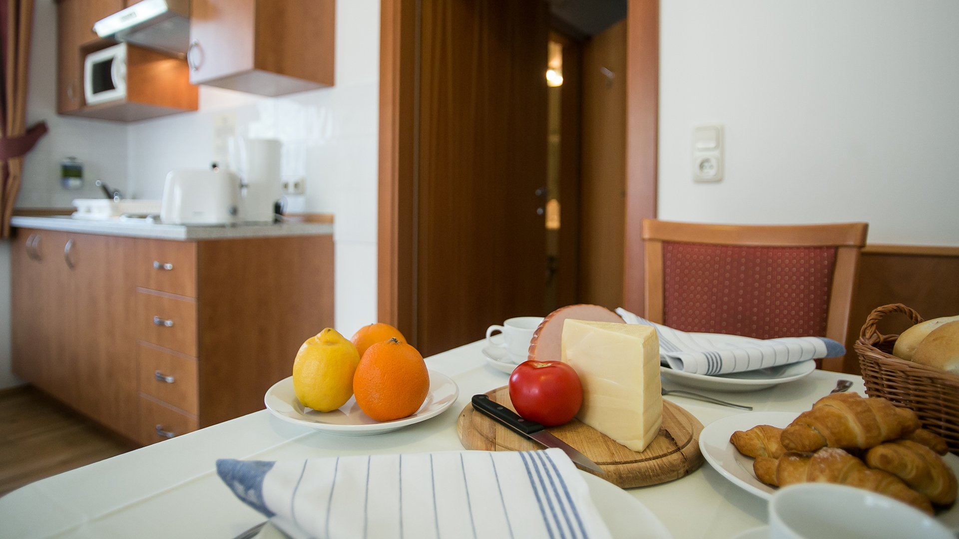 Frühstück im Restaurant oder am Zimmer