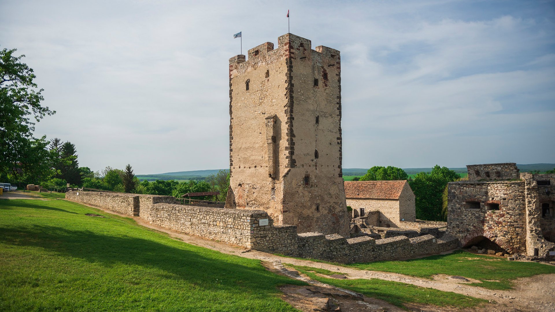 Burg Kinizsi am Balaton Oberland