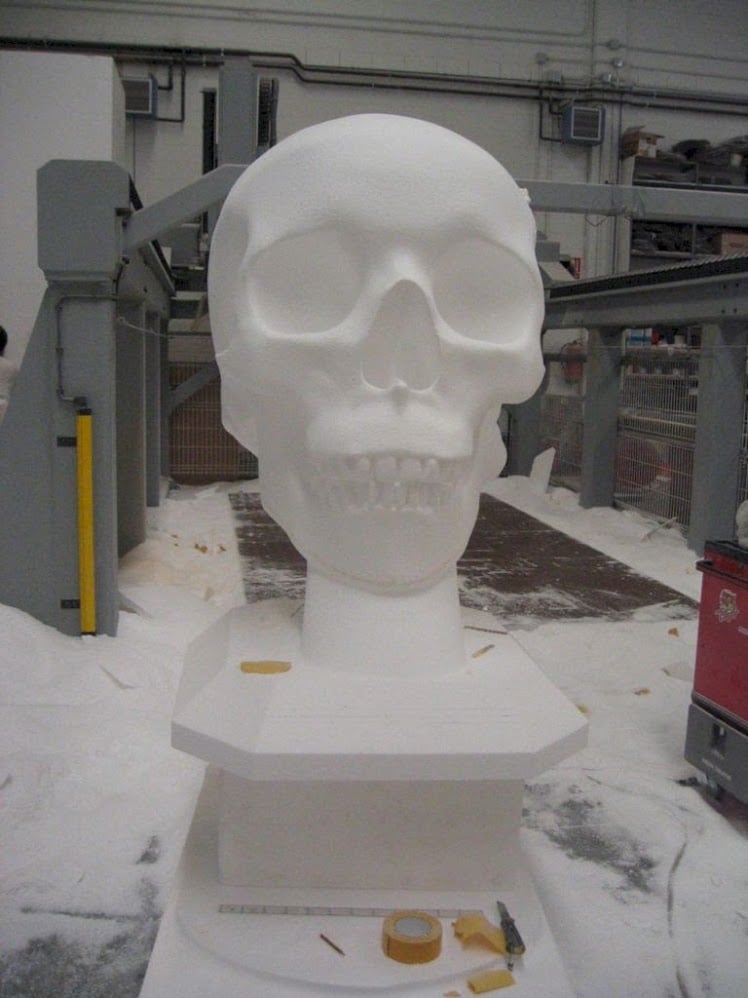 Calavera Gigante, Reclamo en Feria