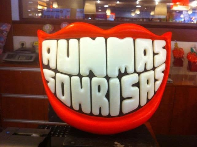 Sonrisa-Boca-Texto, elemento para rodaje publicitario