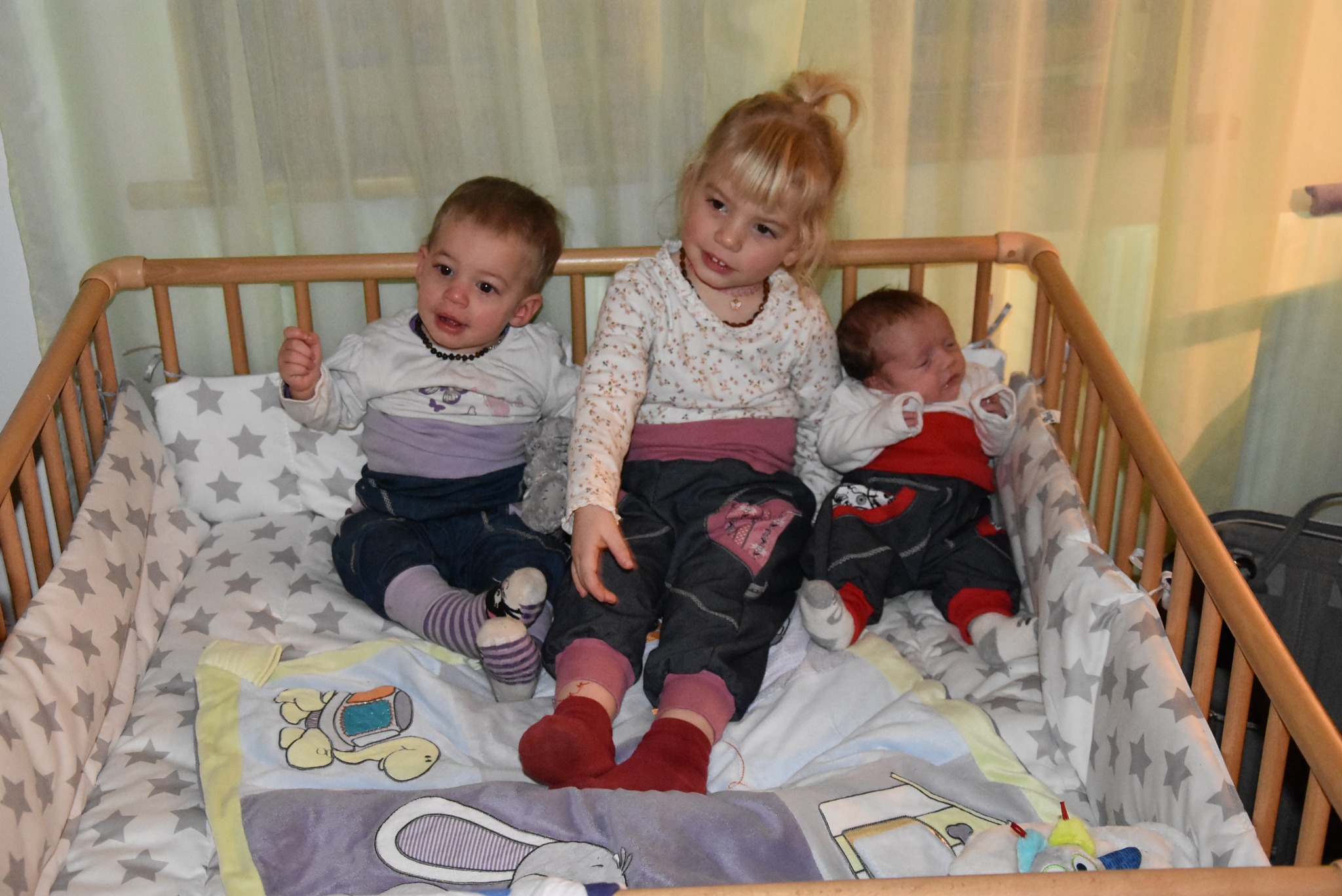 ... mit ihrer Schwester Lena und ihrer Cousine Pia