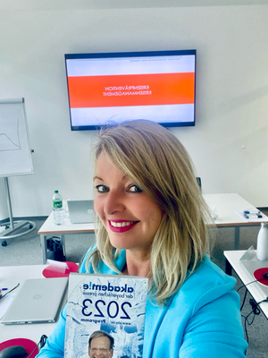 Dozentin für Change, Krise und strategische Dialog-Kommunikation: Bettina Miserre