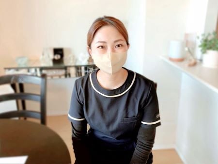 毛穴専門サロンオープン！デコルテオイルトリートメント講習受講生