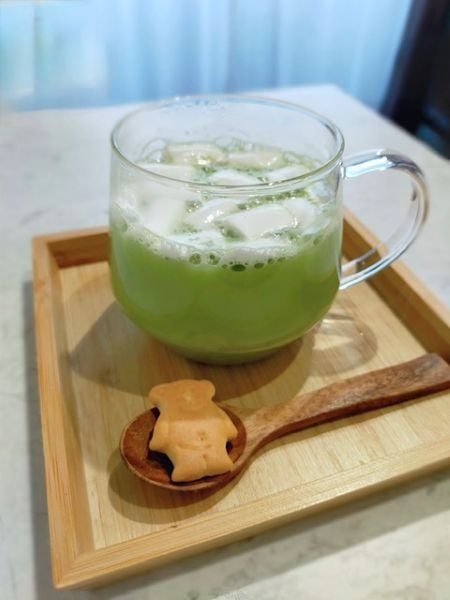 千葉県柏市アロマ・リンパドレナージュ・リフレ・整体 セラピスト養成スクール 東京リラックセーションアカデミークレイセラピー1日講習受講生の方が撮ってくれたお茶