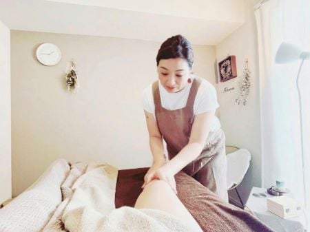 千葉県柏市アロマ・リンパドレナージュ・整体・リフレ セラピスト養成スクール 東京リラックセーションアカデミー、リンパケアリストコース卒業生サロン