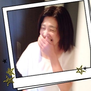 東京リラックセーションアカデミースクールブログ。全身リンパオイルトリートメントとリフレクソロジーが習得できるリンパケアリストコース在校生栗原さんの写真