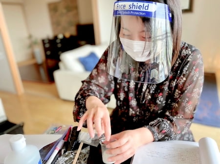 アロマ・リンパドレナージュ・リフレ・整体 セラピスト養成スクール 東京リラックセーションアカデミークレイセラピー1日講座レッスン風景