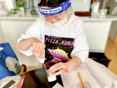 アロマ・リンパドレナージュ・リフレ・整体 セラピスト養成スクール 東京リラックセーションアカデミークレイセラピー1日講座レッスン風景