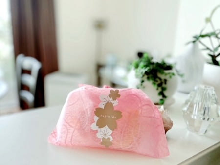 千葉県柏市 アロマ・リンパ・整体・リフレ セラピスト養成スクール 東京リラックセーションアカデミースクールブログ。ボディセラピストコース卒業生渡邉さんに頂いたプレゼント