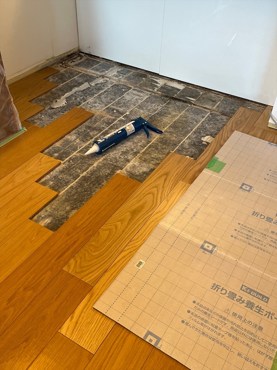 床の貼替え工事（メンテナンス）