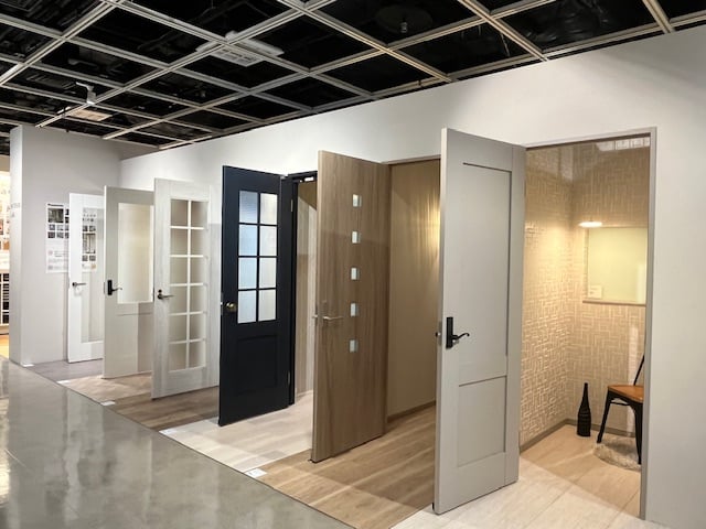 ドアもショールームで確認