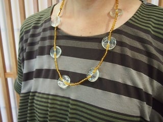 ボタンネックレス1