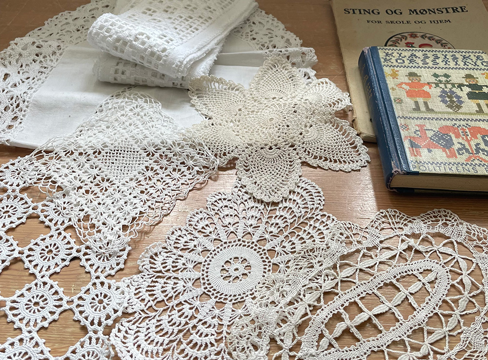 ▲セカンドハンドショップで見つけたアンティークのレース。