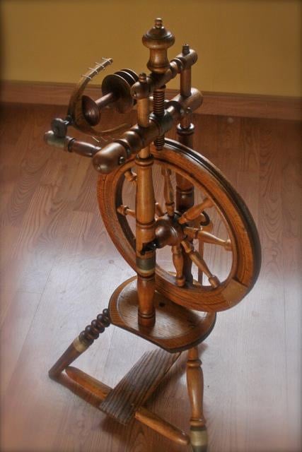 ▲修理完了後の紡ぎ車。