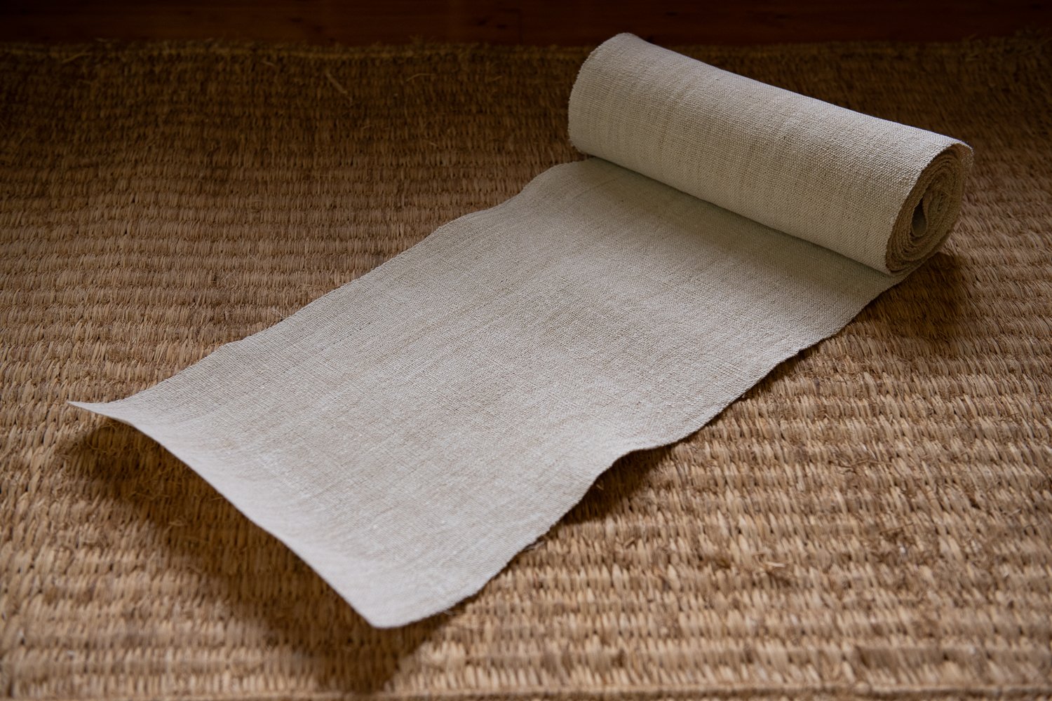 ▲三嶋さんが手織りした太布織の反物。