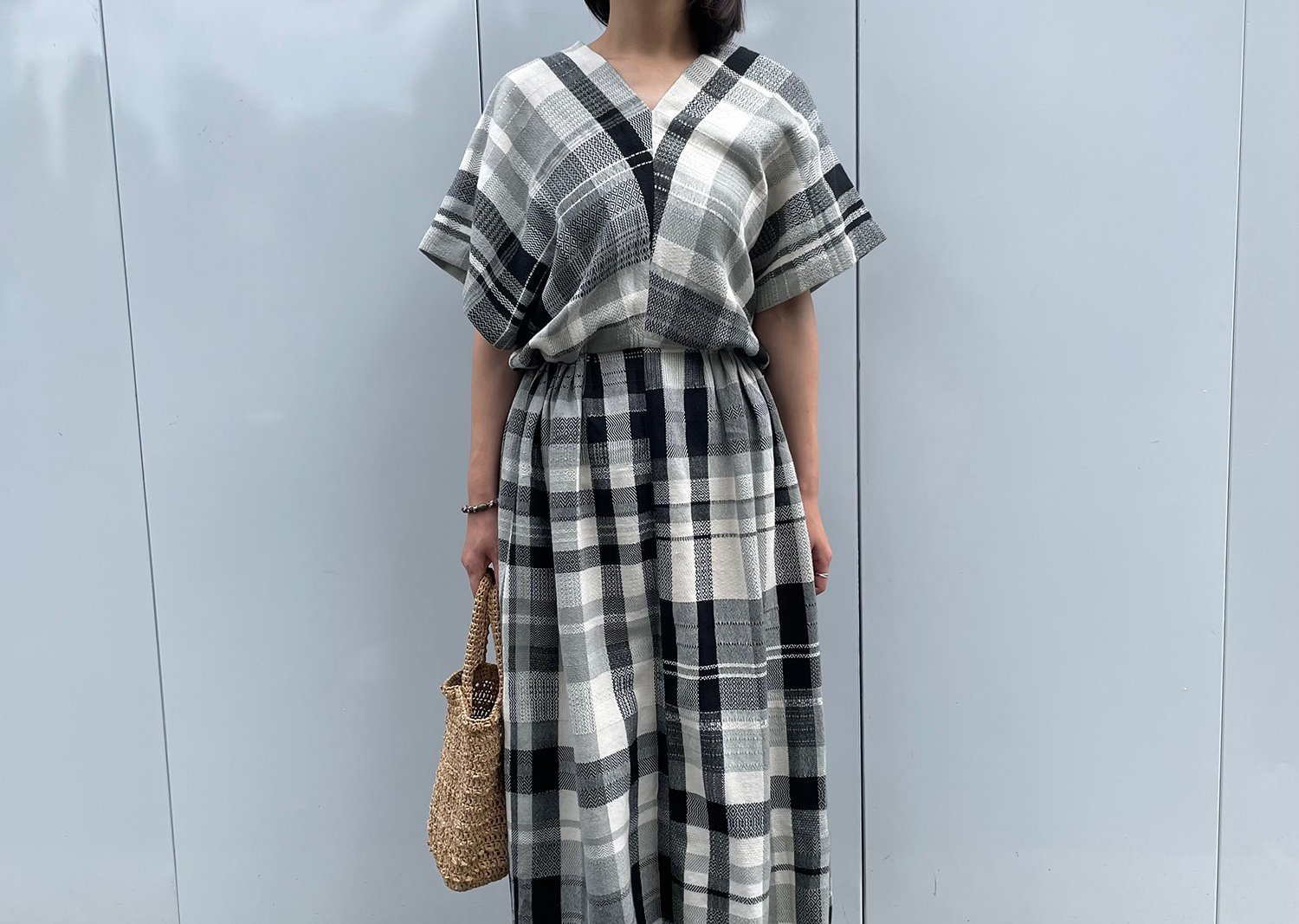 ▲織った布で仕立てたワンピース