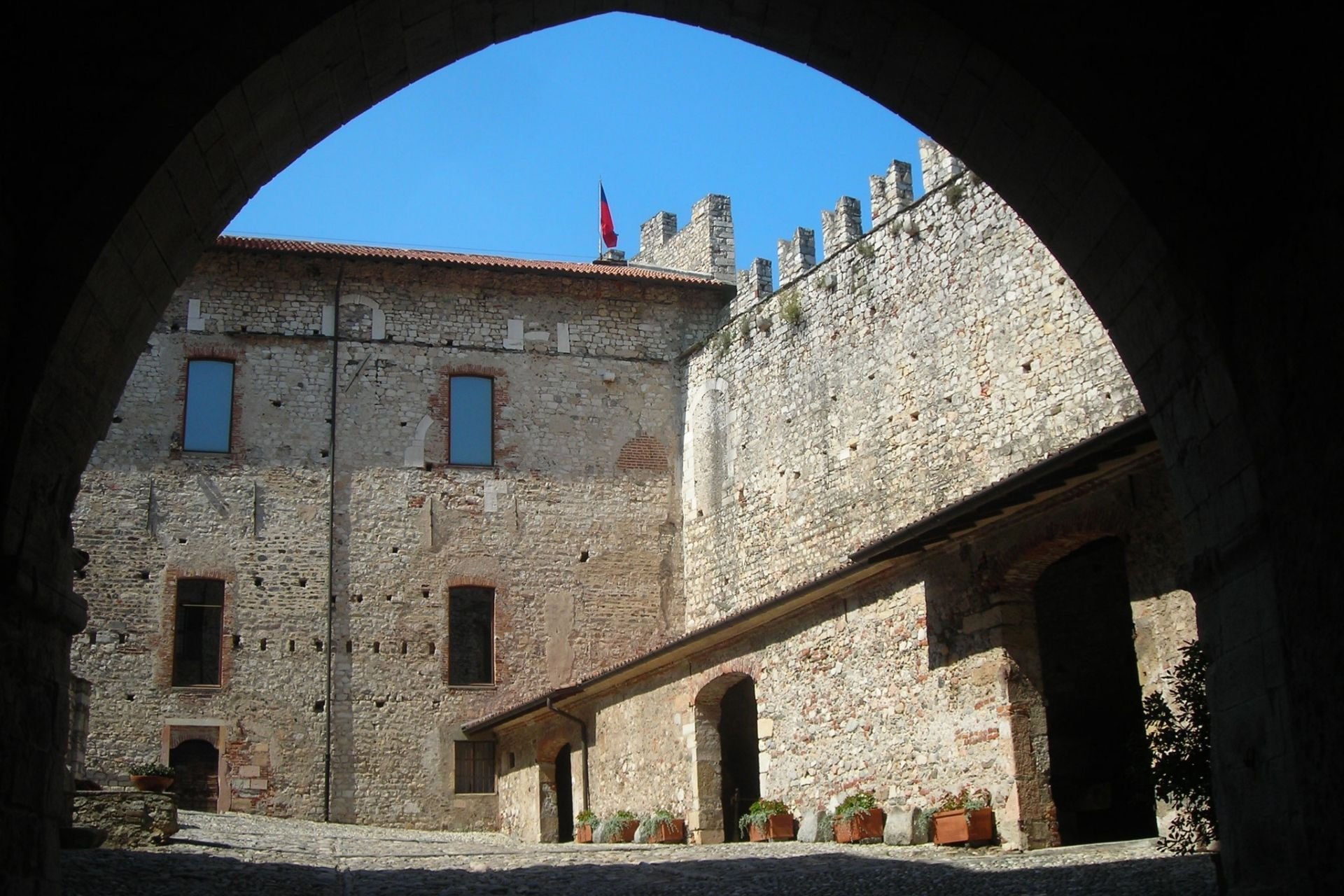 Visita guidata Rocca d'Angera