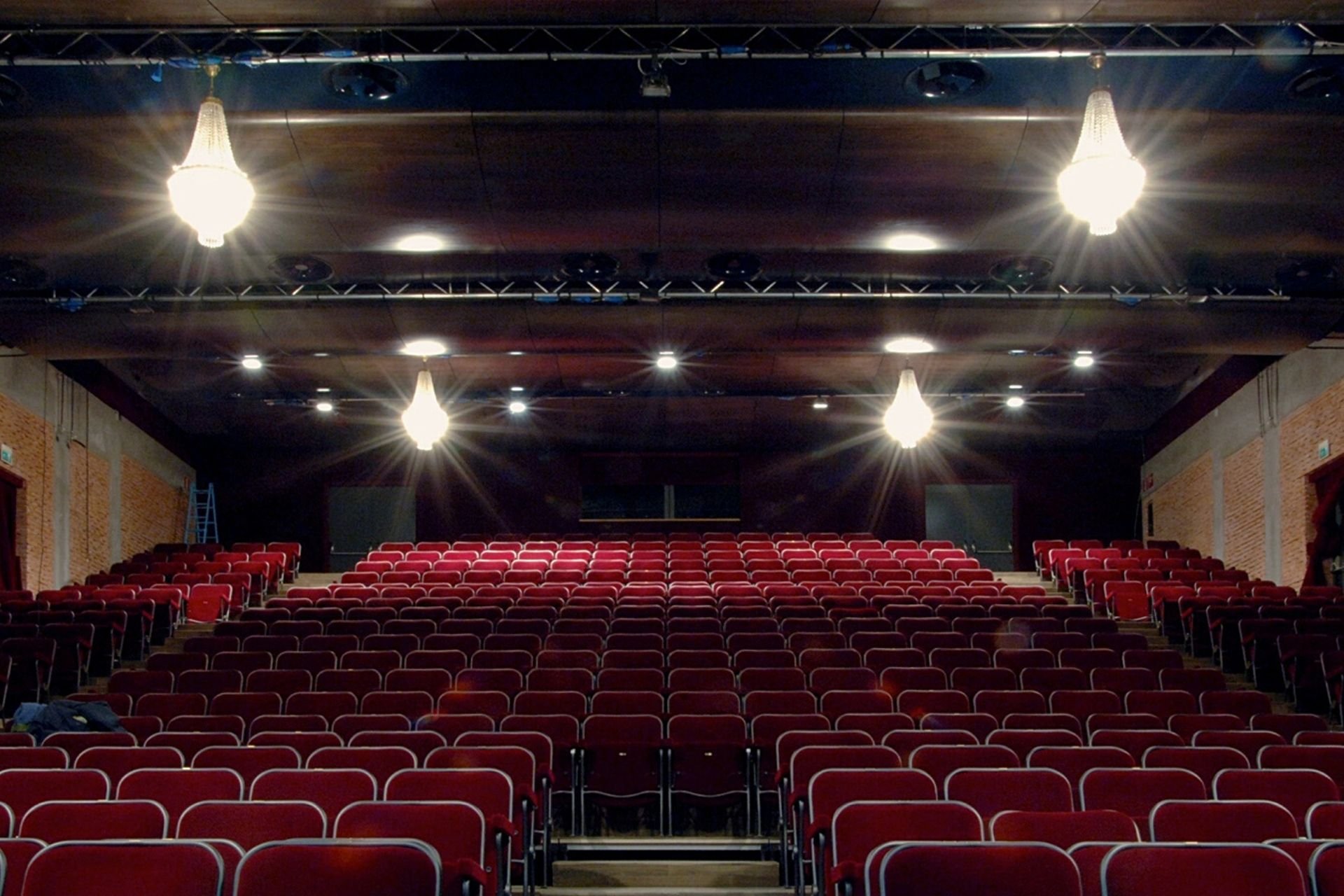 Teatro Franco Parenti e Spettacolo Milano