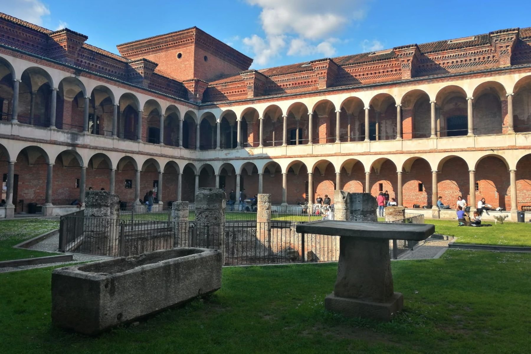Visita guidata Ca Granda Ospedale Maggiore Bambini