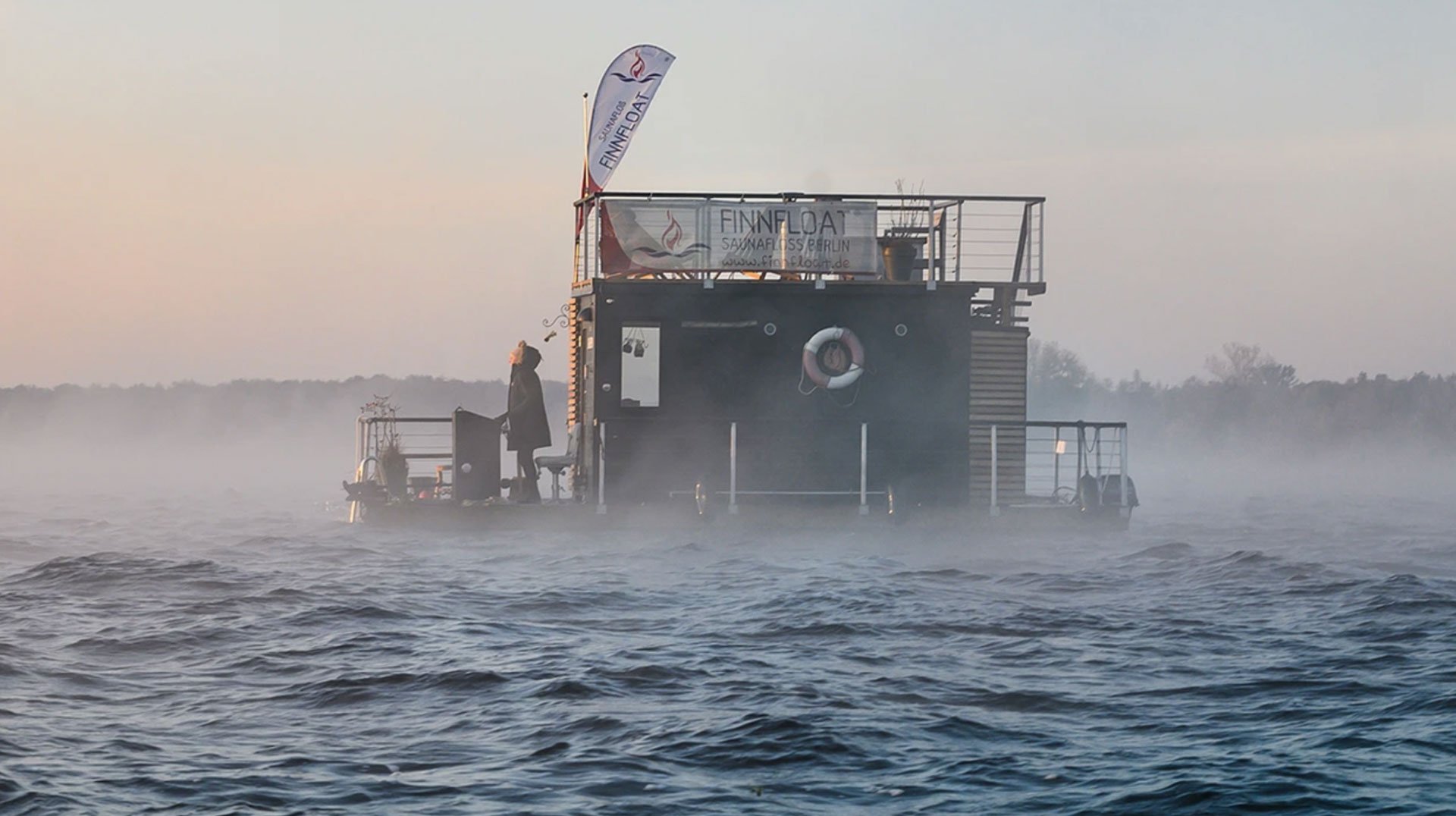 FINNFLOAT Sauna Floß Berlin