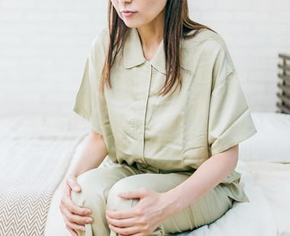 膝痛でお悩みの女性