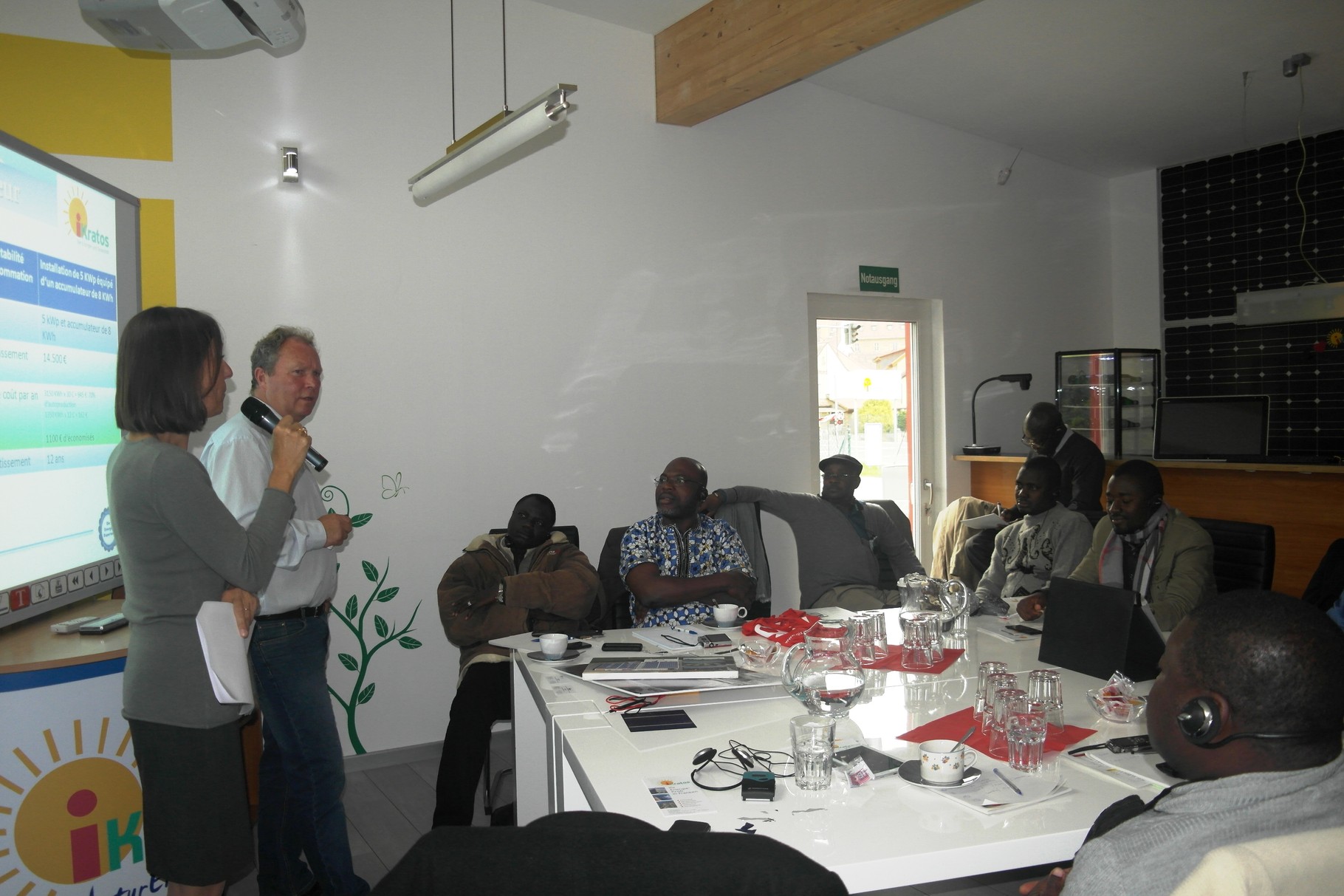 Afrikanische Delegation bei iKratos