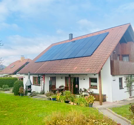 Dach PV-Anlage ©iKratos