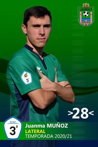 Juanma Muñoz sigue ganando minutos y experiencia en 3a divisón pese a ser juvenil