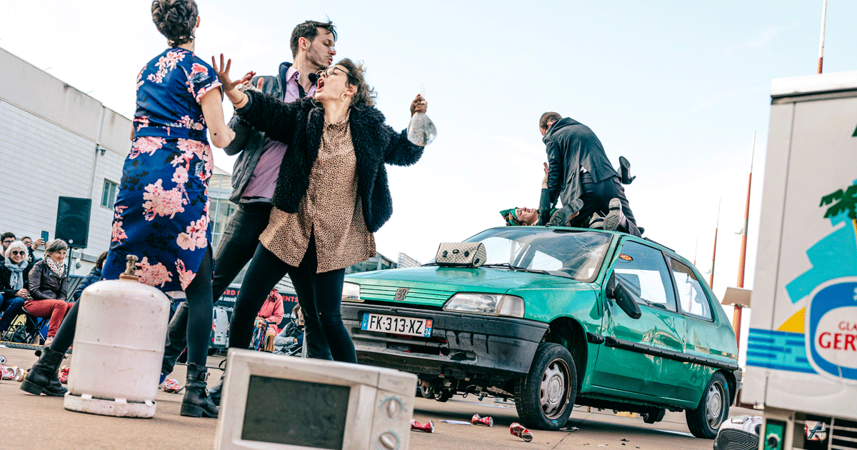 Road movie sur place et sans caméra